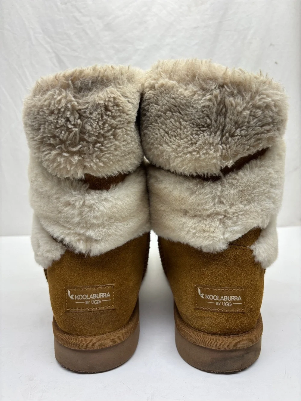 Koolaburra by Ugg Cozy boots, SZ 8, box 75
